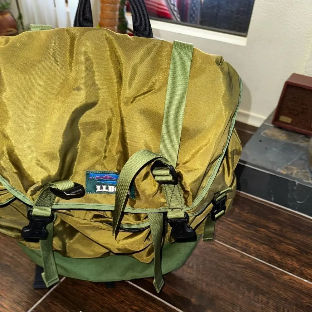 L.L. Bean Green vintage 1980’s backpack (DISCONTINUED) RARE BAG